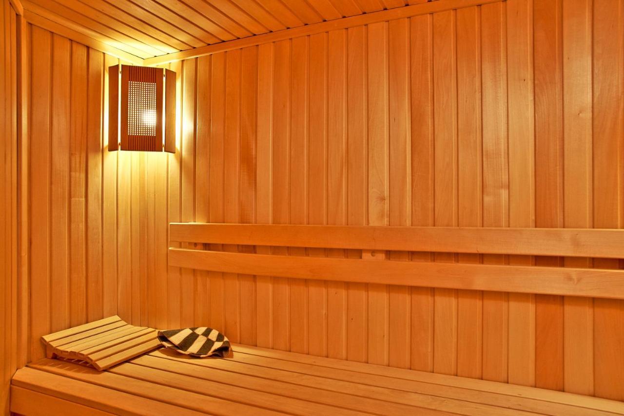 Sauna, Big Jacuzzi , Khreshchatyk Apartment *