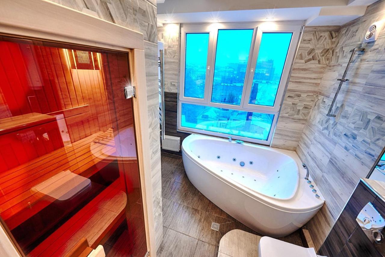 Sauna, Big Jacuzzi , Khreshchatyk Kyiv