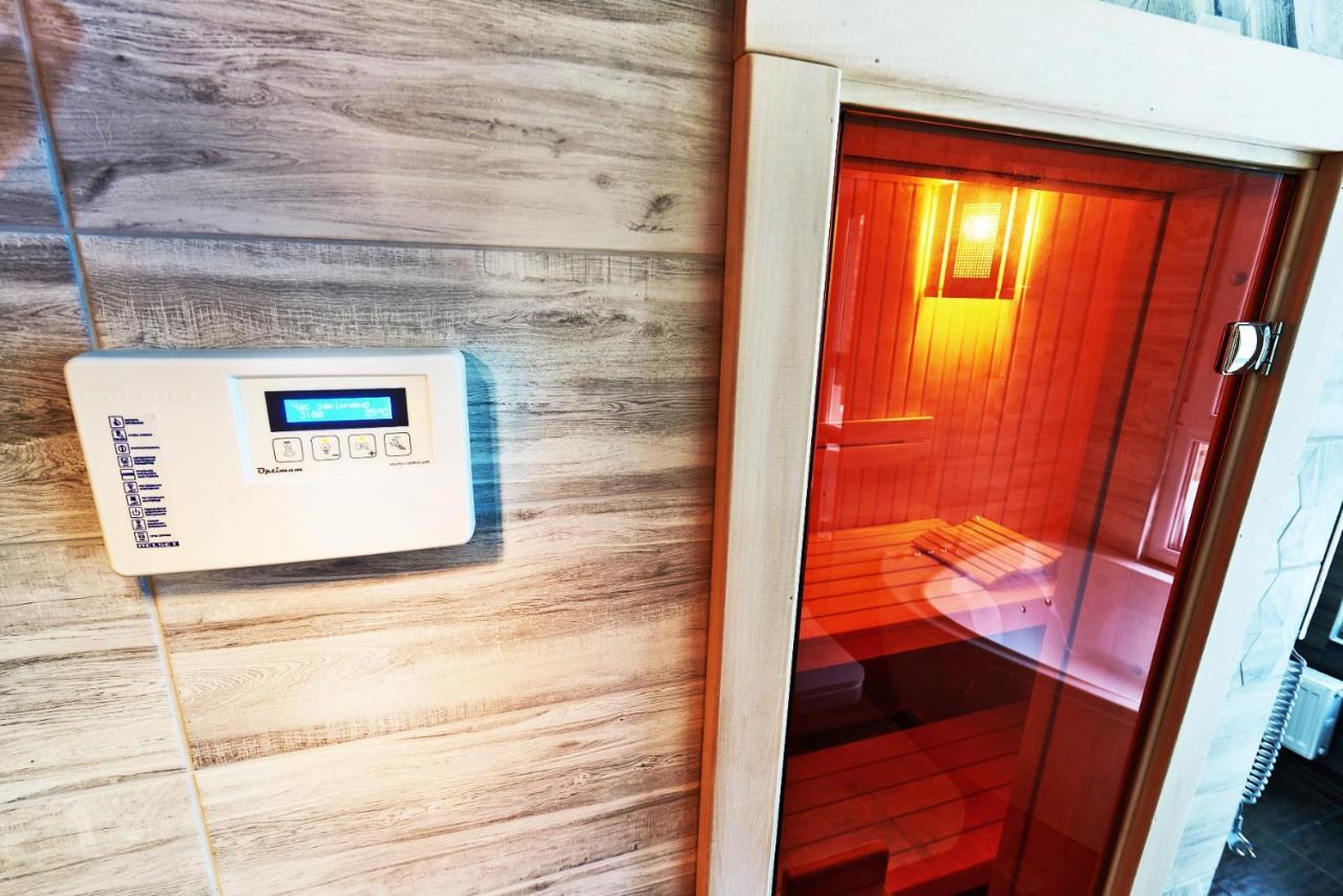 Sauna, Big Jacuzzi , Khreshchatyk