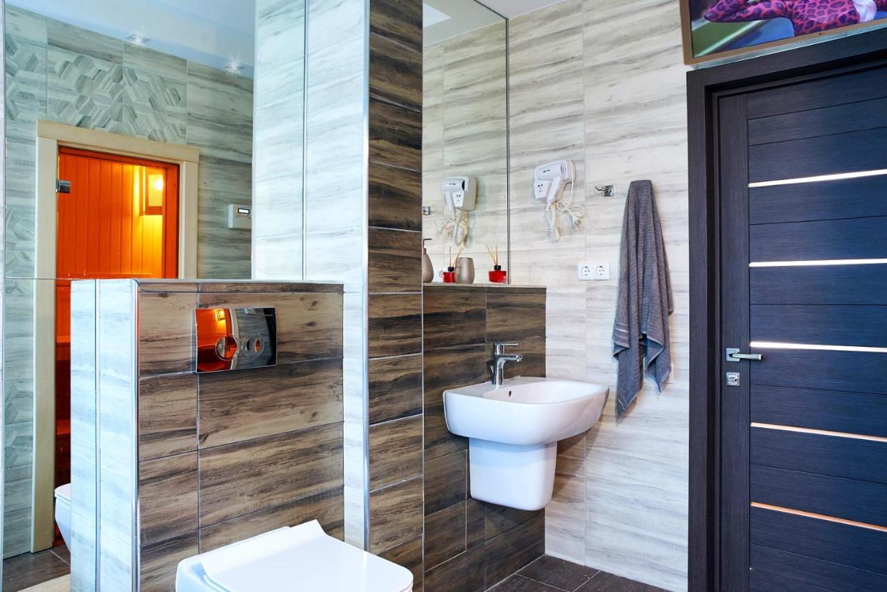 Sauna, Big Jacuzzi , Khreshchatyk
